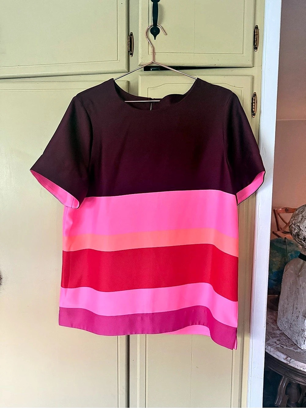 Color Block Short Sleeve Blouse in Pink & Purple Like New